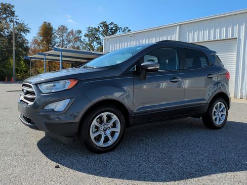 Used 2021 Ford EcoSport SE w/ SE Convenience Package image 2