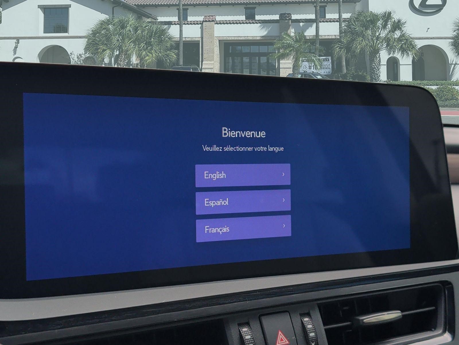 Used 2025 Lexus ES 350 w/ Premium Package FWD image 18