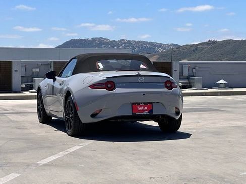 New 2026 MAZDA MX-5 Miata Club RWD image 31