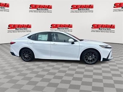 Used 2025 Toyota Camry SE w/ Convenience Package