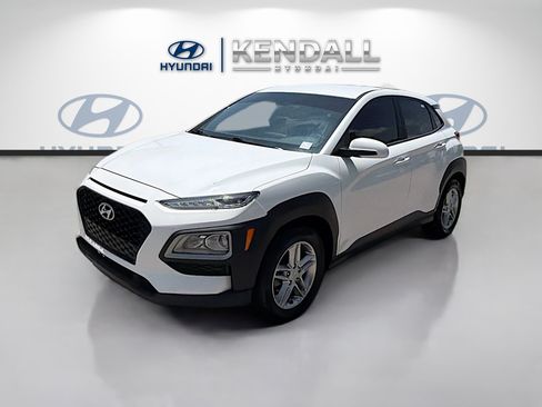 Used 2021 Hyundai Kona SE w/ Cargo Package FWD image 3