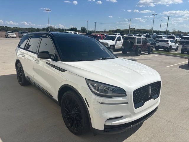 Used 2023 Lincoln Aviator Reserve w/ Equipment Group 201A RWD image 1