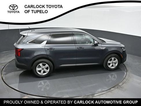 Used 2022 Kia Sorento LX FWD image 29