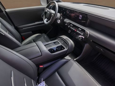Used 2026 Hyundai Palisade Calligraphy FWD image 29