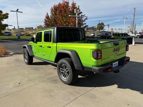 New 2025 Jeep Gladiator Mojave w/ Convenience Group image 10