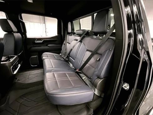 Used 2022 Chevrolet Silverado 1500 High Country w/ High Country Premium Package image 22