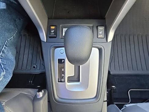 Used 2017 Subaru Forester 2.5i Premium w/ All-Weather Package image 21