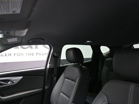 Used 2024 Chevrolet Blazer LT image 17