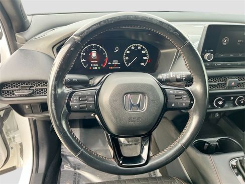 Used 2024 Honda HR-V Sport image 11