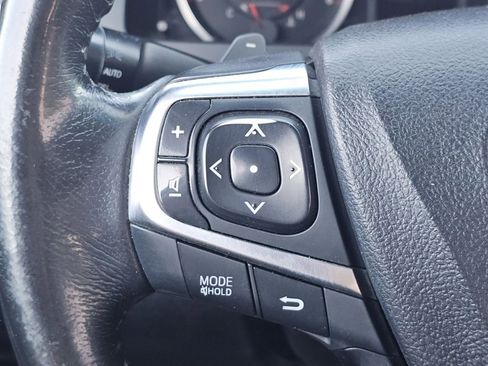 Used 2016 Toyota Camry SE FWD image 16
