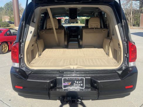 Used 2015 Nissan Armada Platinum w/ 2nd Row Captain Seat Package image 27