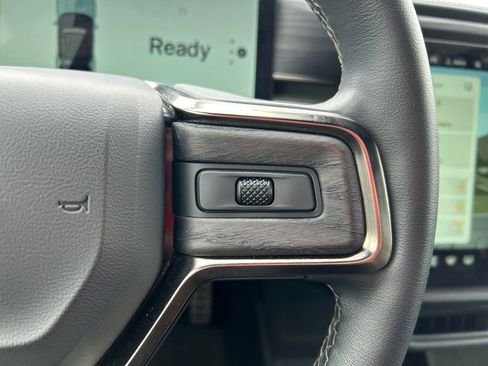 Used 2023 Rivian R1S Adventure AWD/4WD image 20