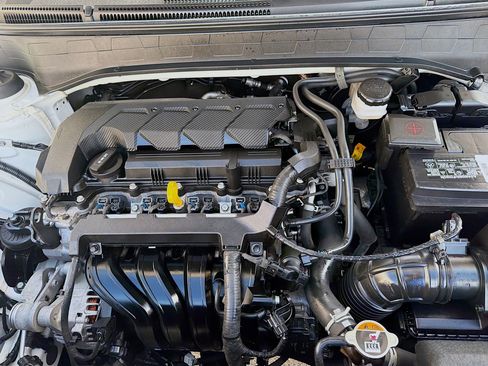 Used 2022 Hyundai Venue SE FWD image 32