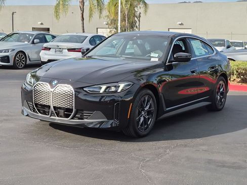 New 2026 BMW i4 eDrive40 w/ Premium Package RWD image 5