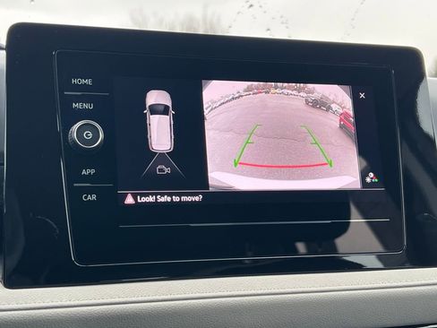 Used 2025 Volkswagen Taos S image 23