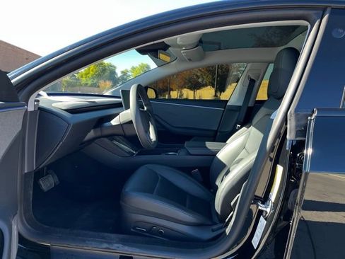 Used 2025 Tesla Model 3 Long Range image 12