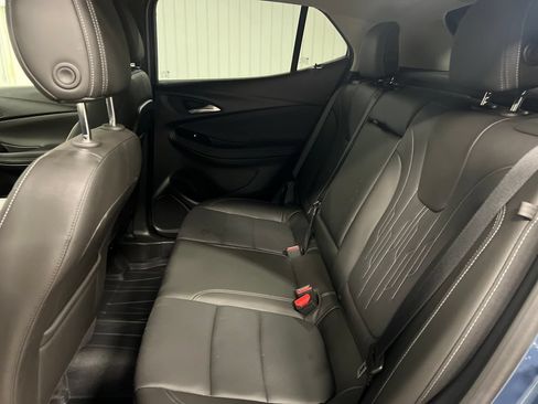 Used 2024 Buick Encore GX Avenir w/ Avenir Convenience Package AWD/4WD image 14