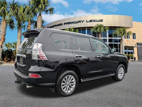 Certified 2023 Lexus GX 460 Premium w/ Premium Plus Package image 4