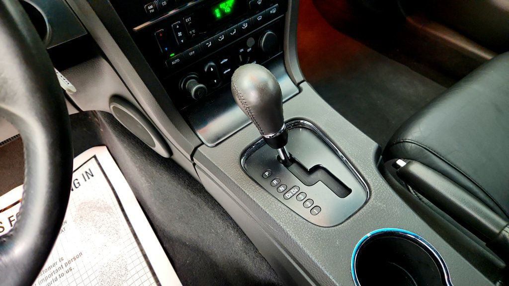 Used 2002 Ford Thunderbird RWD image 17