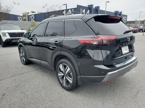 Certified 2024 Nissan Rogue SL w/ SL Premium Package FWD image 6