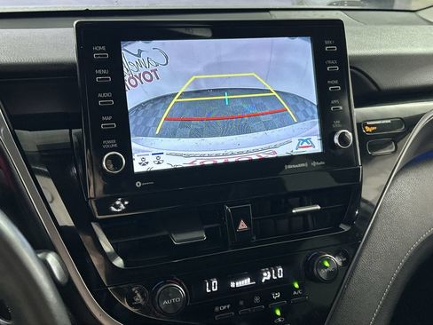 Used 2023 Toyota Camry XSE FWD image 17