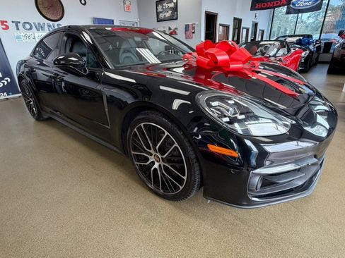 Used 2023 Porsche Panamera Platinum Edition RWD image 20