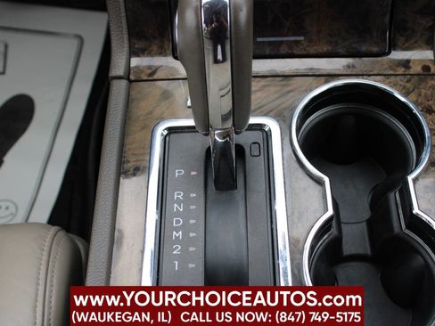 Used 2015 Lincoln Navigator 4WD image 23