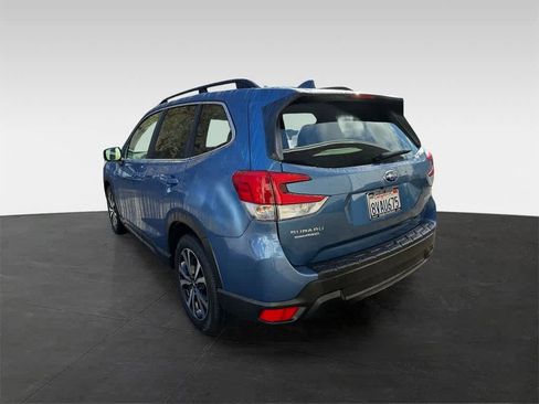 Used 2021 Subaru Forester Limited w/ Popular Package #3 image 4