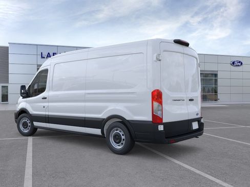 New 2026 Ford Transit 250 148 Medium Roof w/ Load Area Protection Package RWD image 4