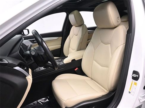 Used 2023 Cadillac CT5 Luxury w/ Sun And Sound Package image 11