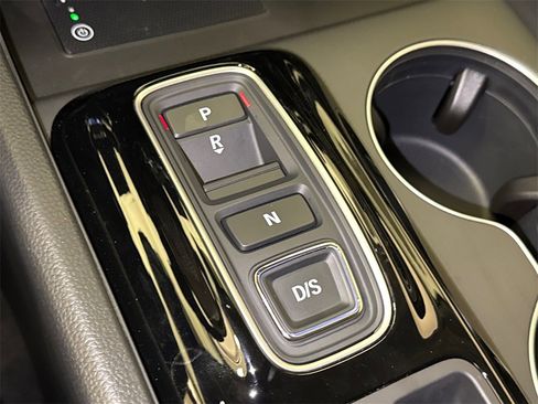 New 2025 Honda Pilot EX-L image 28