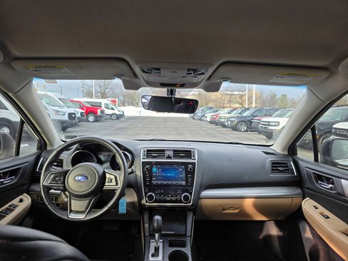Used 2019 Subaru Outback 2.5i Premium w/ Popular Package #2 image 11