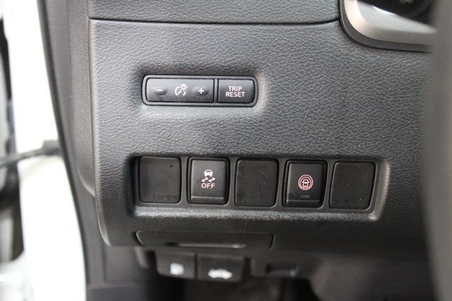Used 2021 Nissan Murano S FWD image 14