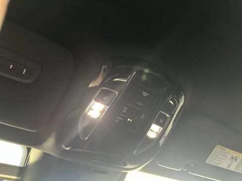 Used 2023 Maserati Grecale Modena AWD/4WD image 22