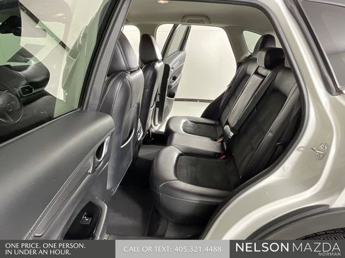 Used 2019 MAZDA CX-5 Touring image 13