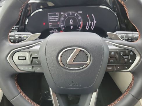 Certified 2024 Lexus NX 250 FWD w/ Towing Package (2000 Lbs) image 26