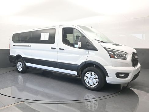 Used 2023 Ford Transit 350 XLT image 8