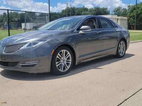 Used 2016 Lincoln MKZ w/ Equipment Group 300A Reserve image 10