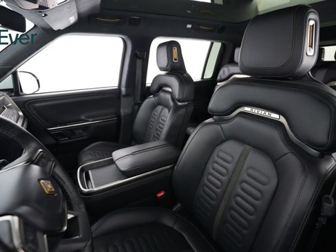 Used 2023 Rivian R1S Adventure AWD/4WD image 4