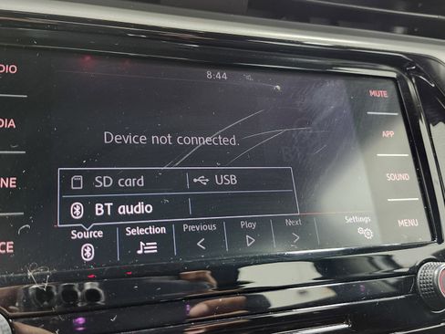 Used 2021 Volkswagen Passat 2.0T SE image 8