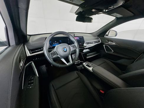 Used 2025 BMW X2 xDrive28i image 18