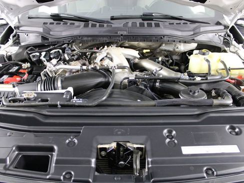 Used 2022 Ford F350 XLT w/ XLT Value Package image 13