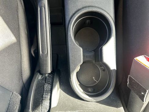 Used 2016 Jeep Wrangler Unlimited Sport image 31