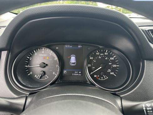 Used 2020 Nissan Rogue S AWD/4WD image 14