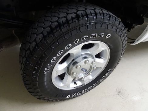 Used 2015 Ford F250 XLT w/ XLT Value Package image 7