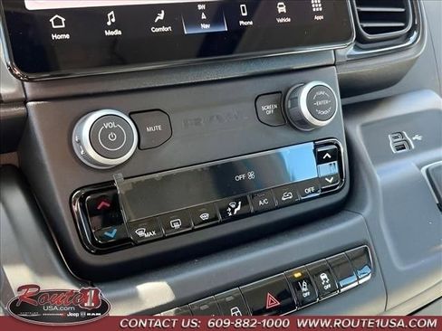 Used 2024 RAM ProMaster 3500 w/ Delivery Van Package FWD image 25