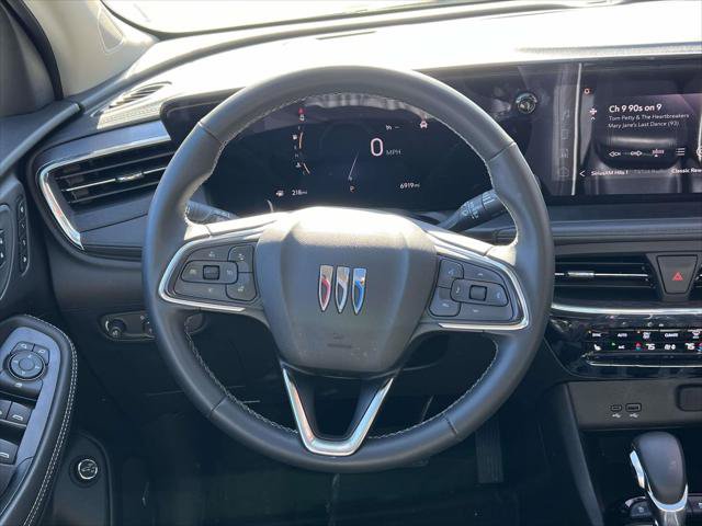 Used 2025 Buick Encore GX Avenir w/ Avenir Convenience Package AWD/4WD image 14
