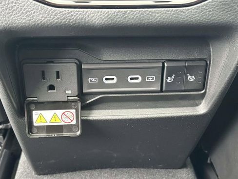 New 2026 Jeep Grand Cherokee Limited image 9