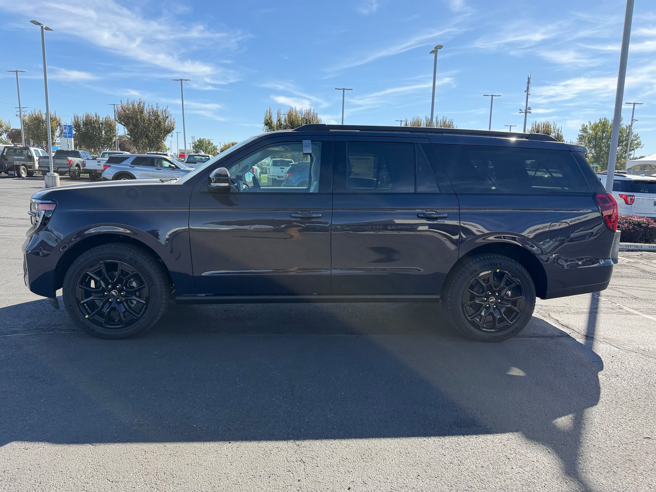 New 2027 Ford Expedition Max Platinum AWD/4WD image 7