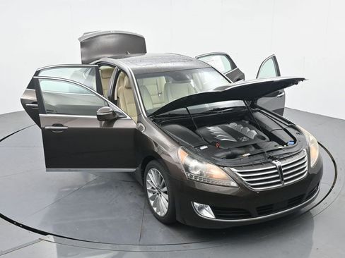 Used 2016 Hyundai Equus Signature RWD image 33